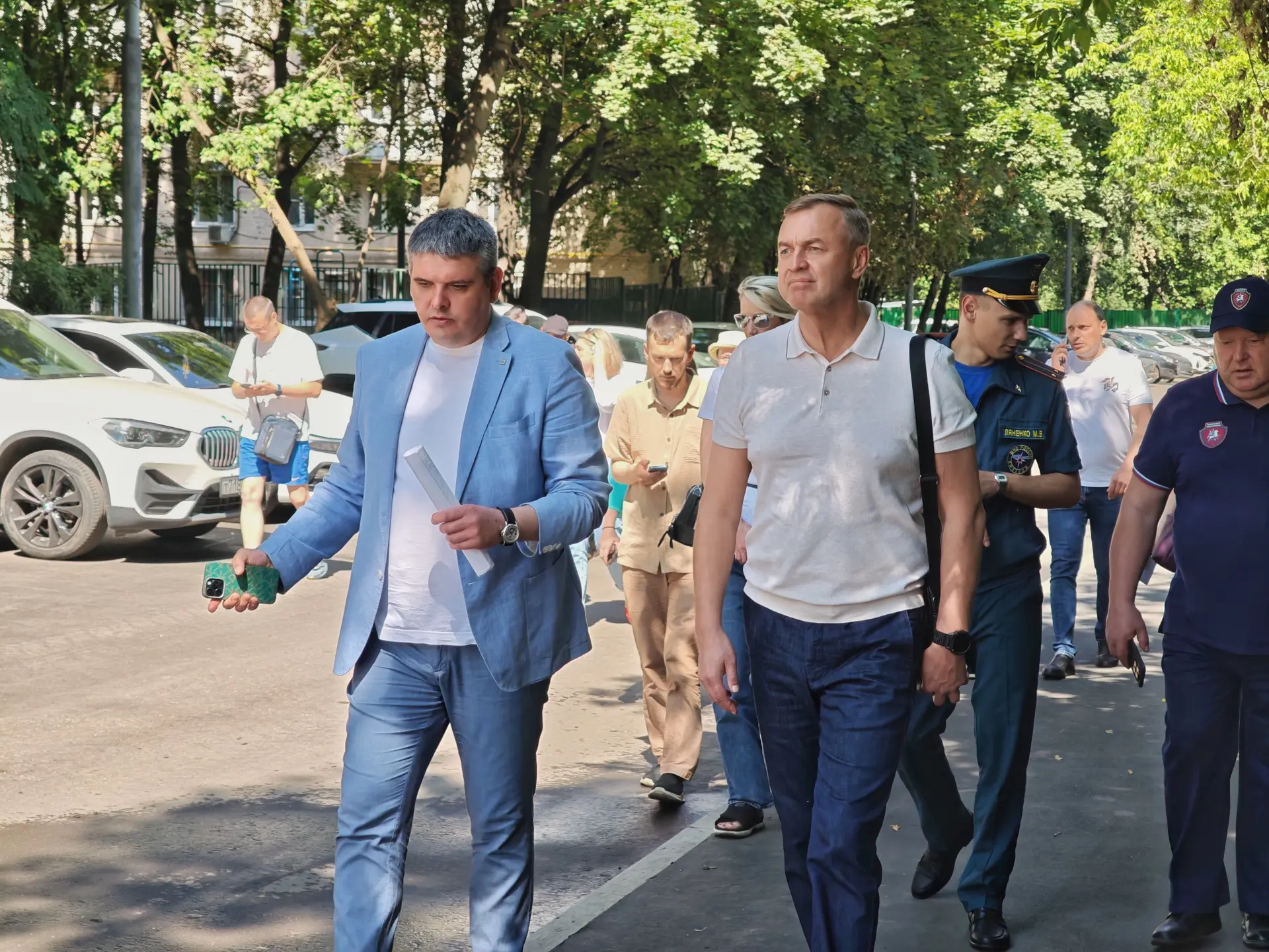 Прошел обход дворовых территорий на Ленинском проспекте