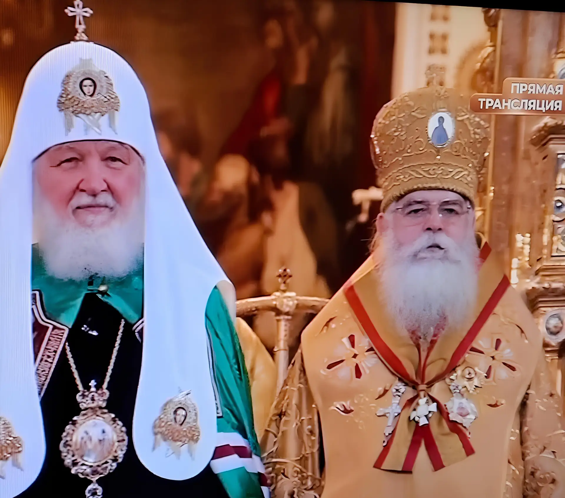 Митрополит Карельский Константин получил орден от патриарха Кирилла в Москве  24 мая, в День славянс