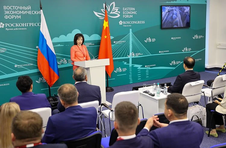 Приморский край и КНР договорились об обмене опытом в градостроительном развитии на ВЭФ