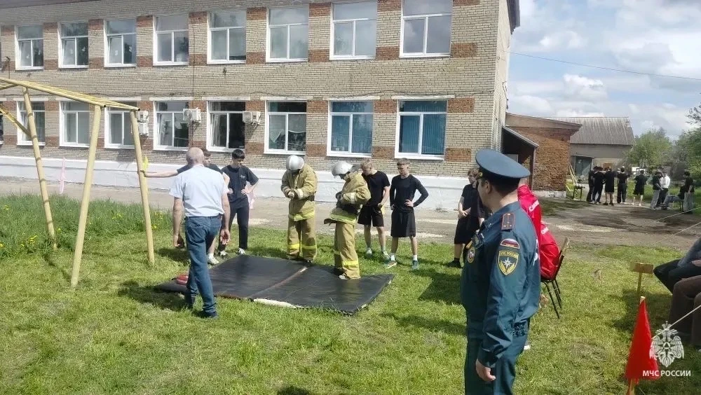 #СпасибоМЧС  💌«Благодаря их профессионализму и личному вкладу форум проходит на высоком уровне»  В Г