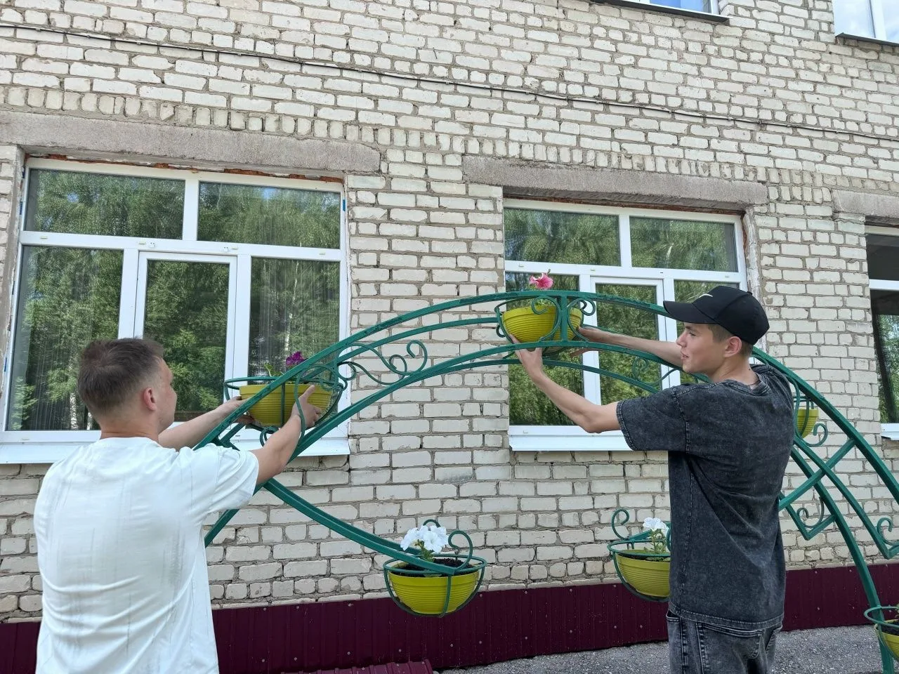 🌺В России 31 мая отмечается профессиональный праздник всех, кто связан с созданием и с...