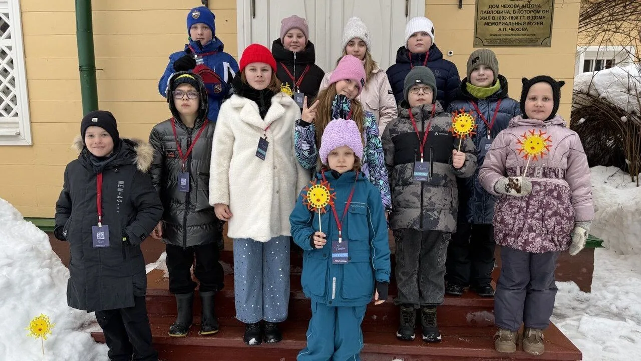 Масленицу гулять - зиму провожать!  Юные любители путешествий из 4 "Д" класса вместе с классным руко