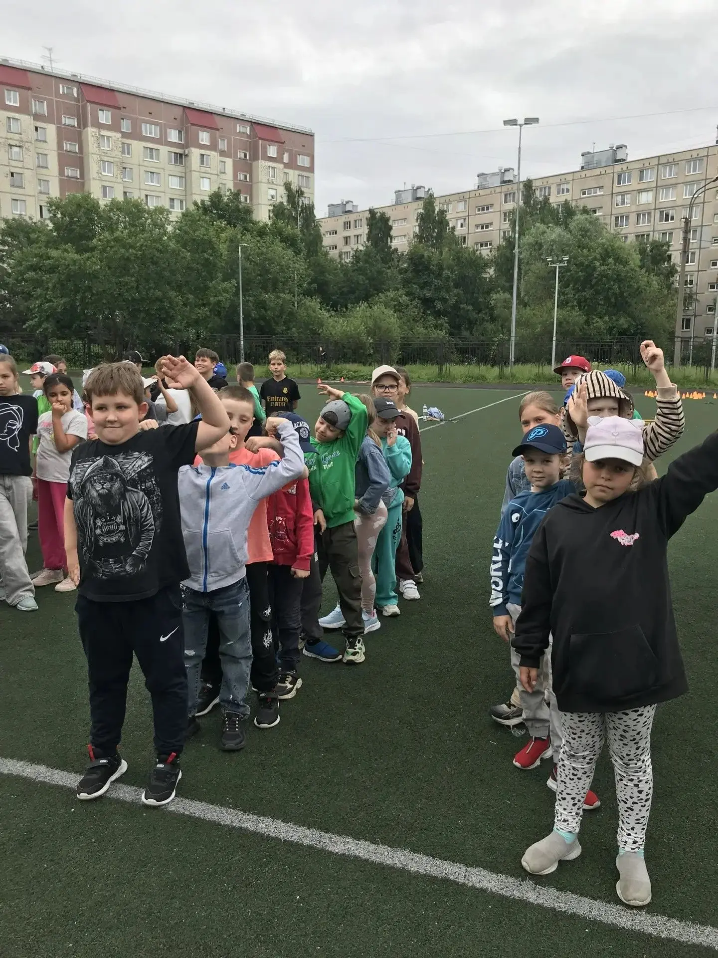 В нашем лагере дневного пребывания "Радуга" кипит жизнь!
Каждый день здесь — как яркая палитра красо