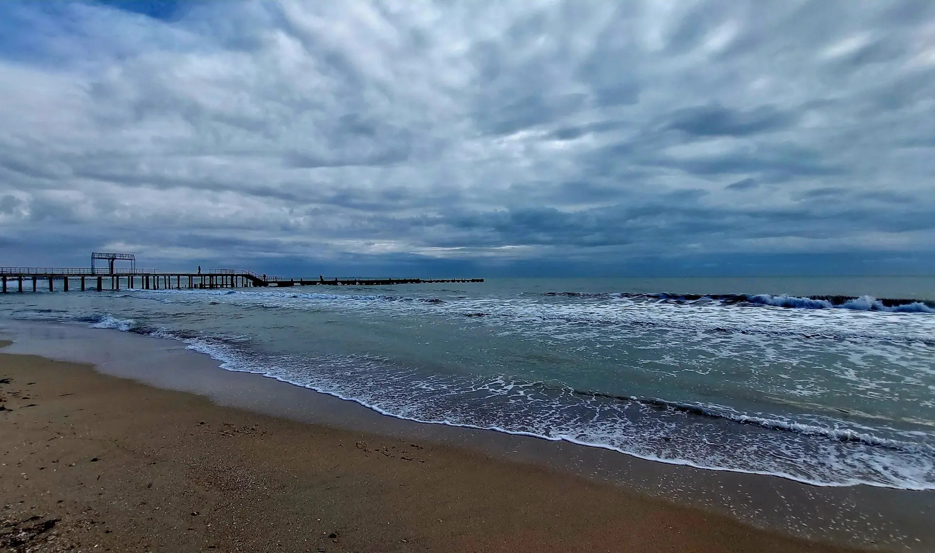 Завораживающая красота Евпаторийского моря