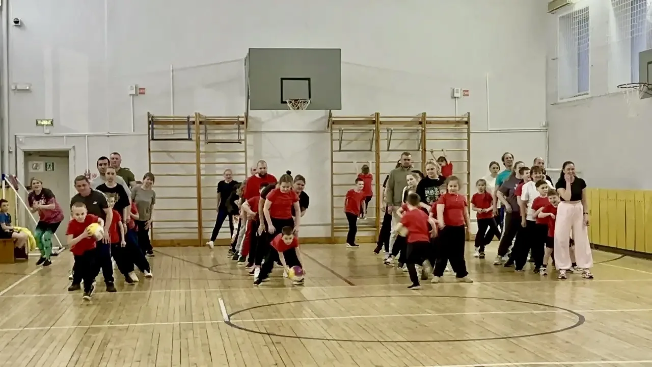 💪 ЕДИНОЙ КОМАНДОЙ 💪  🤩 Для учеников 2 «А» класса и их родителей прошёл яркий спортивный праздник в ш