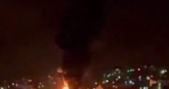 Новороссийск подвергается массированной атаке беспилотников.