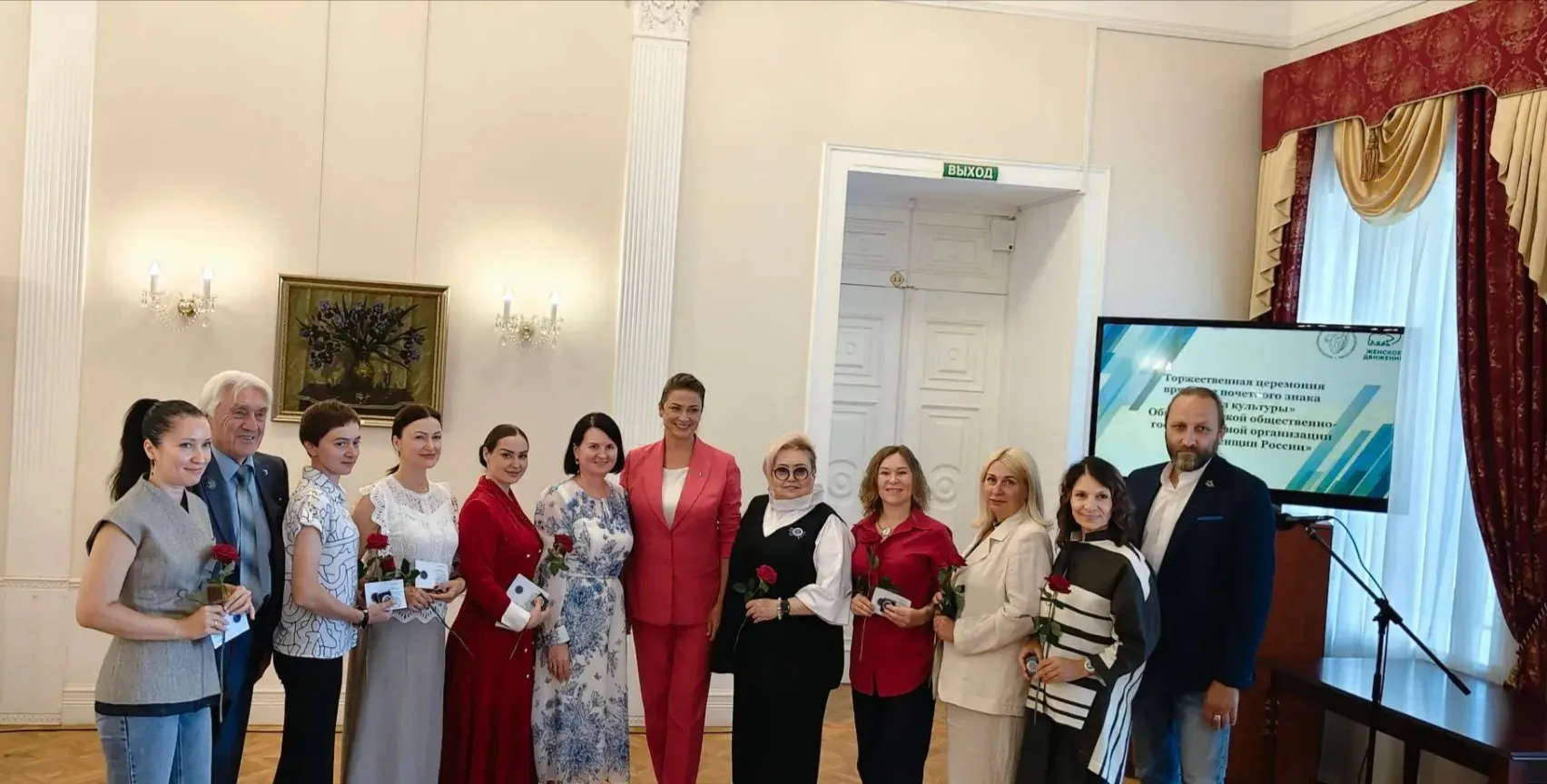 🏦 Сегодня в Губернаторском доме состоялась торжественная церемония награждения памятны...
