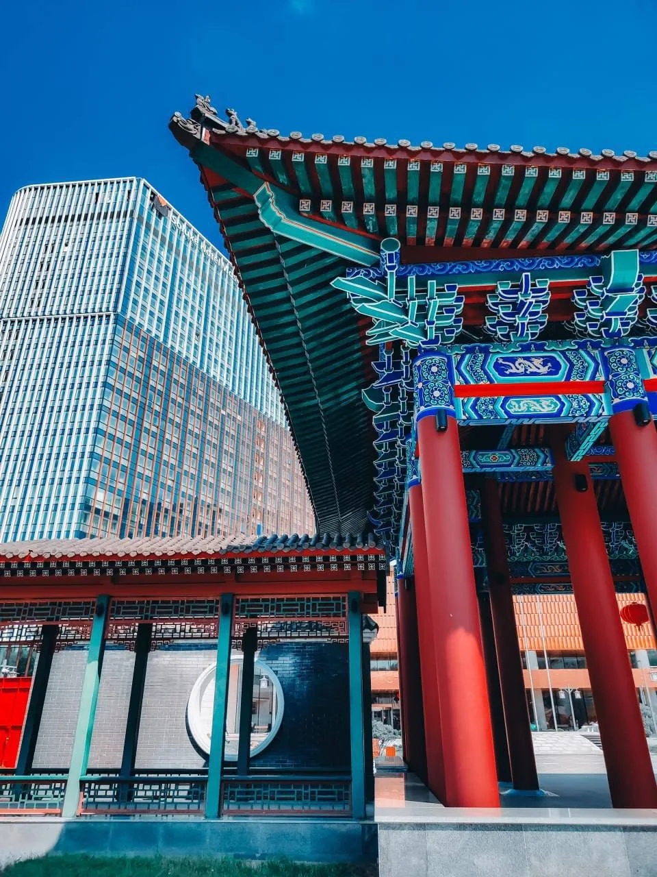 ⛩️ Китайский ландшафтный парк «Хуамин»

Парк расположен на территории одноименного многофункциональн
