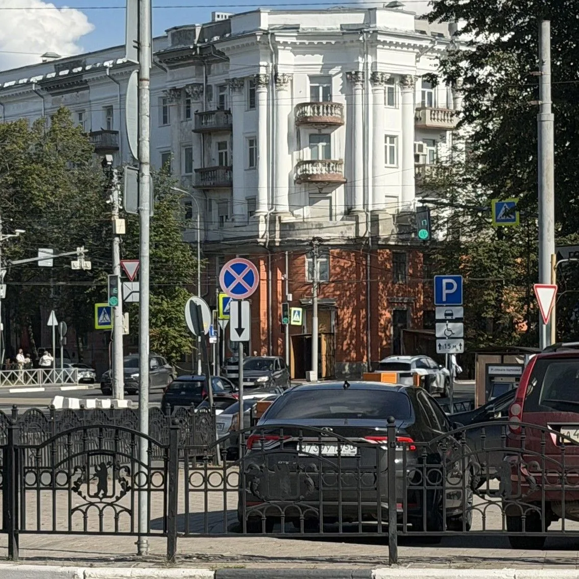 В Ярославле обновляют фасады зданий в историческом центре
