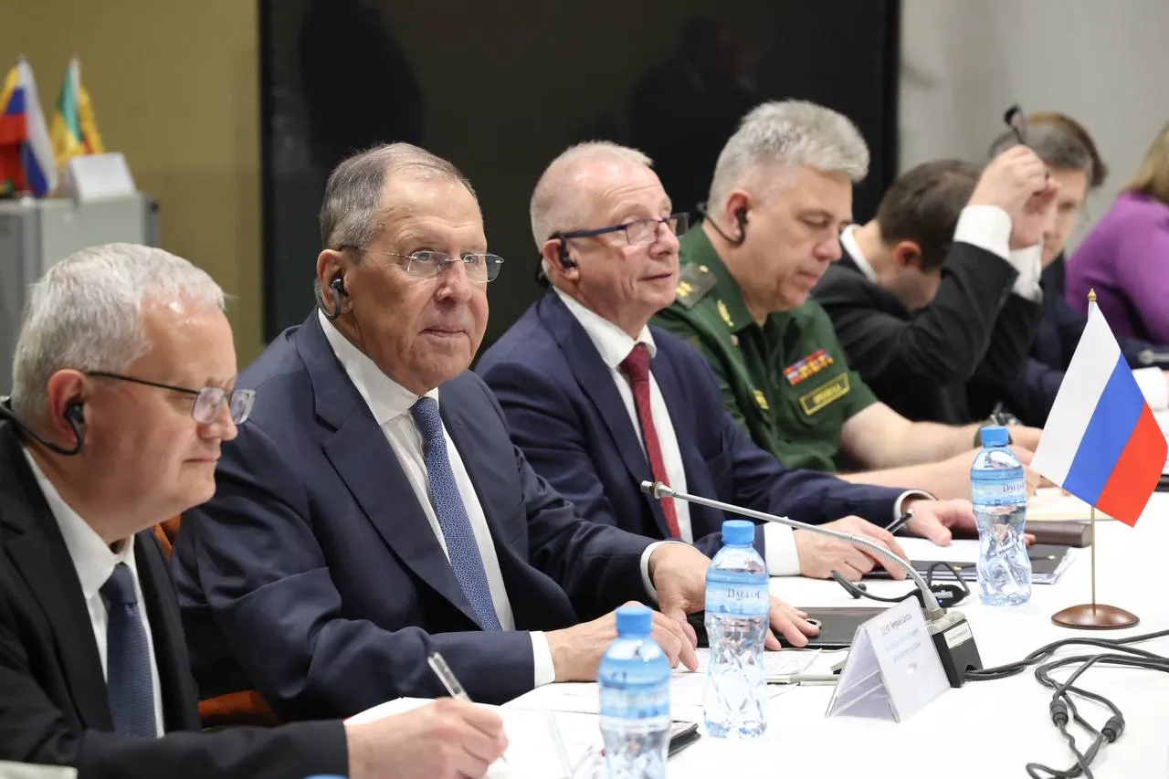 🇷🇺🇧🇫 Министр иностранных дел России С.В.Лавров проводит встречу с Министром иностра...