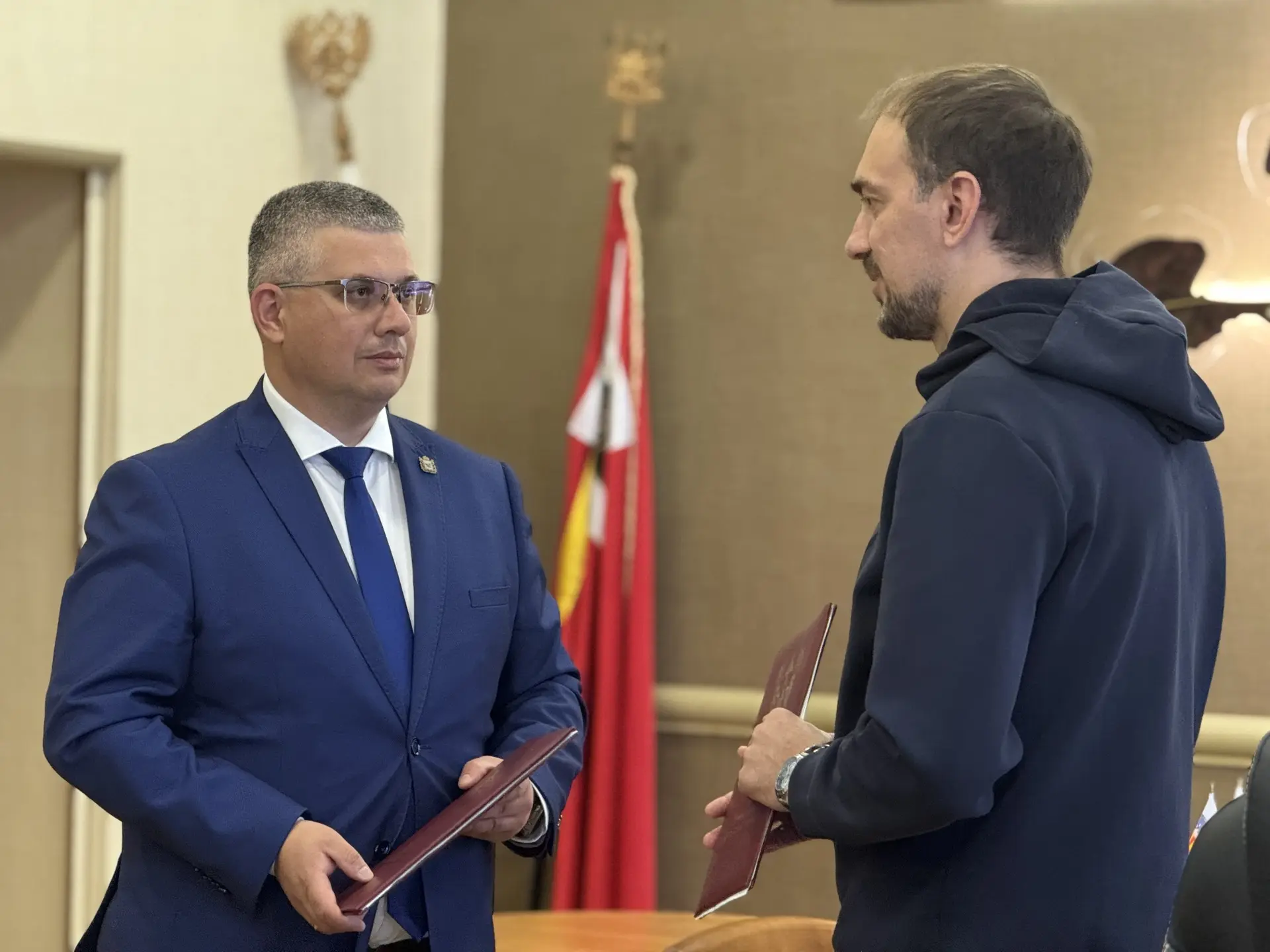 В этом году поисково-спасательный отряд «Сальвар» отмечает 15 лет. 15 лет — это тысячи вышедших из д