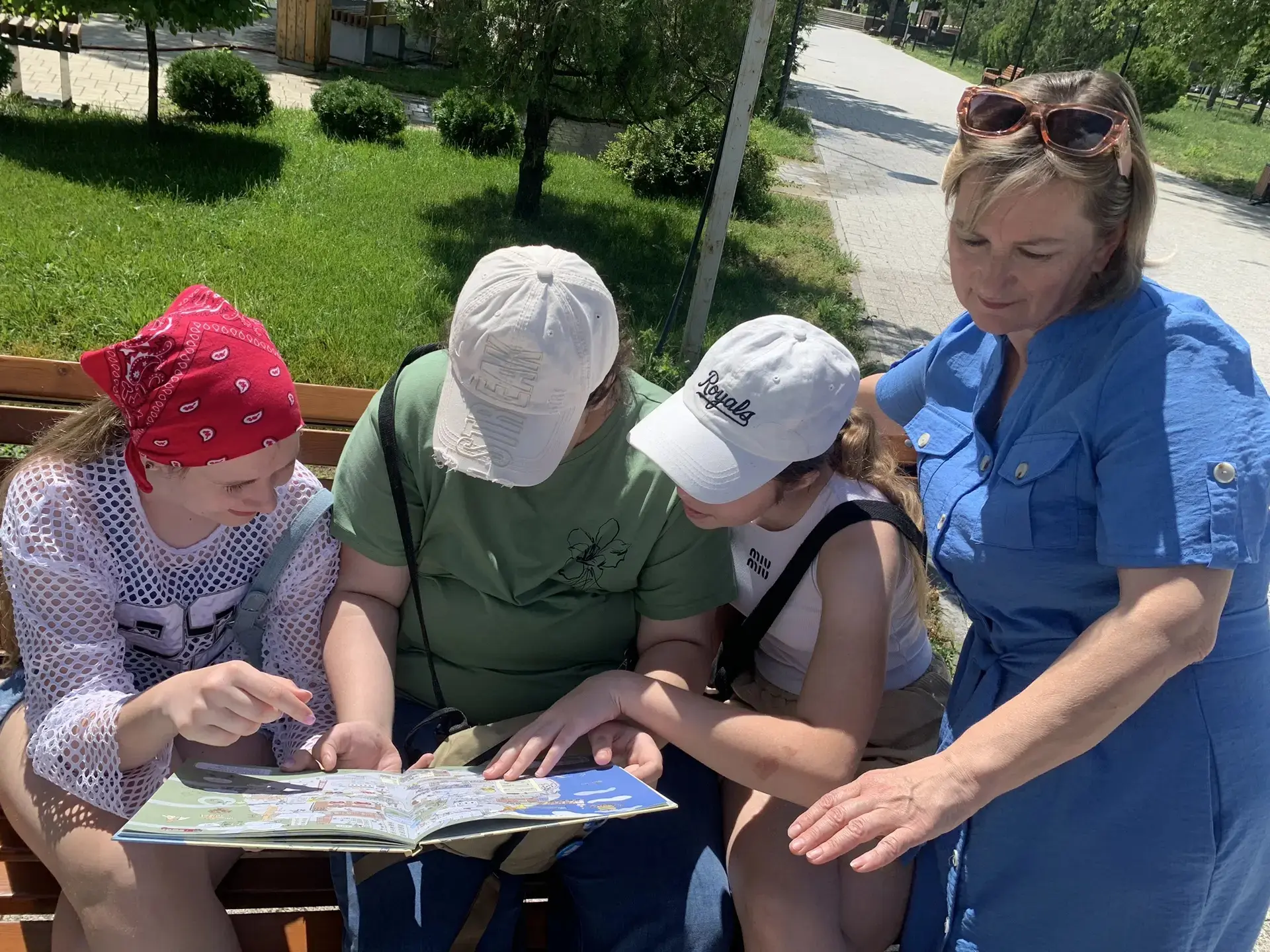 Вчера ребята отряда "Звездочка" лагеря дневного пребывания при нашей школе, побывали в Центральной Р