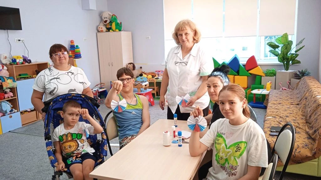 �В ПРЕДДВЕРИИ ДНЯ РОССИИ — творчество, которое объединяет