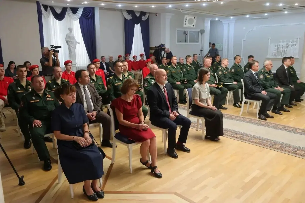 🌐 ПОДВИГ ГЕРОЯ