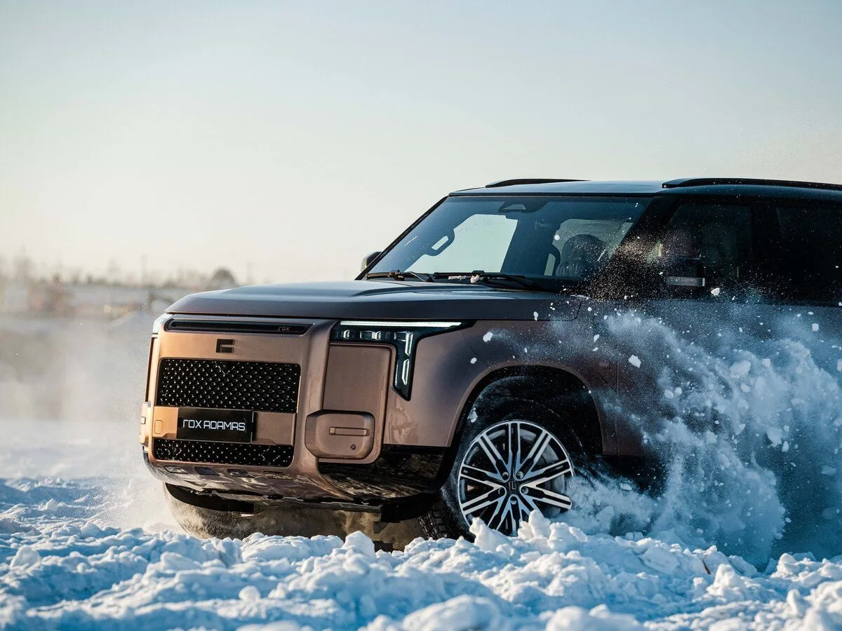 🚙💎 Rox Adamas — новый «миллионер» на рынке. Китайцы привезли кроссовер за 10+ млн, и он реально може