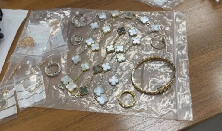 💍 Пассажира в Шереметьево задержали с ювелиркой на 3,5 млн рублей