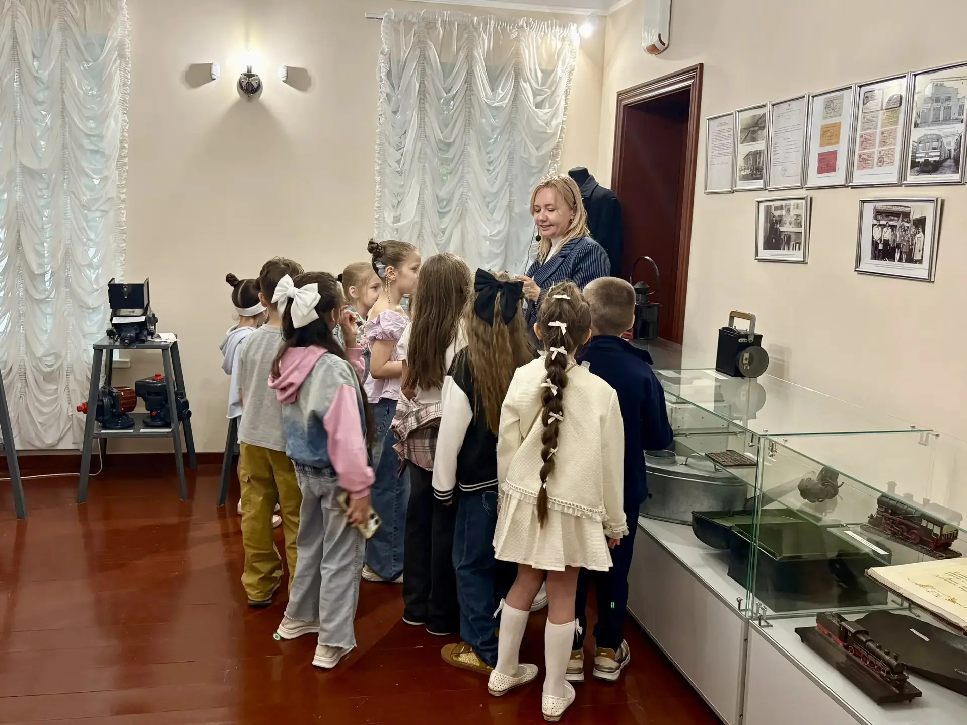 Ребята 1 «Б» класса (классный руководитель Бахтеева О.С.) с большим интересом и любопыт...