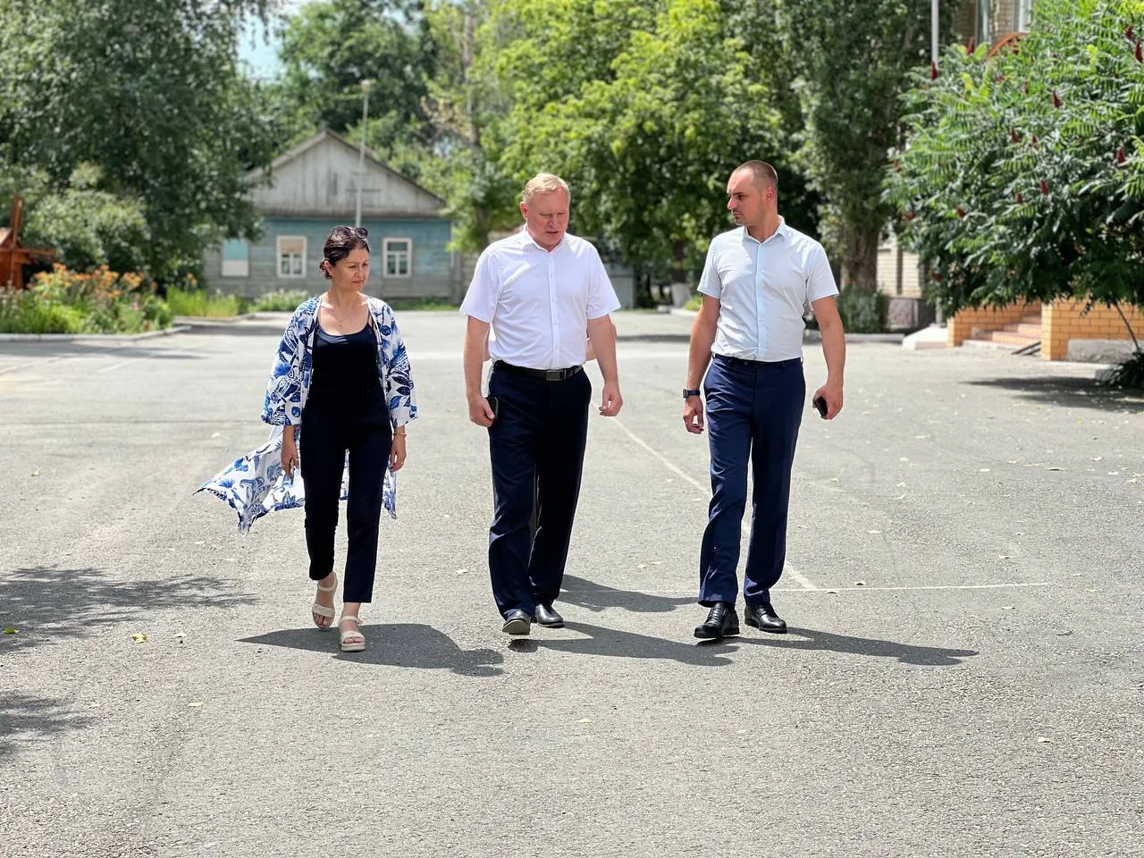 Питерский район с рабочим визитом посетил Владимир Попов, заместитель Председателя Правительства обл