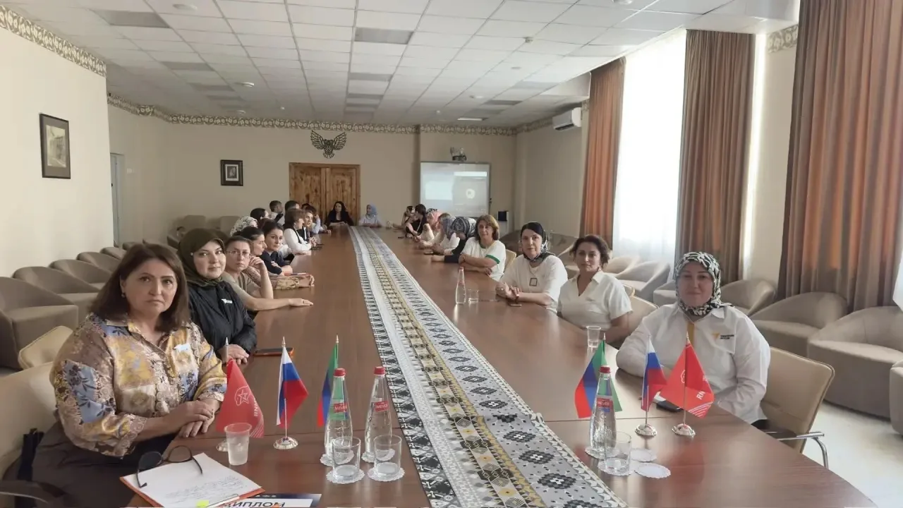 25 августа в Республиканском центре образования имени И.И. Ханбалаева в рамках ежегодно...