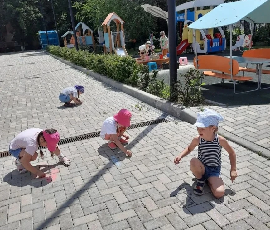 🍦10 июня отмечается Всемирный день мороженого.  Для детей мороженое – всегда сладость и радость!

С