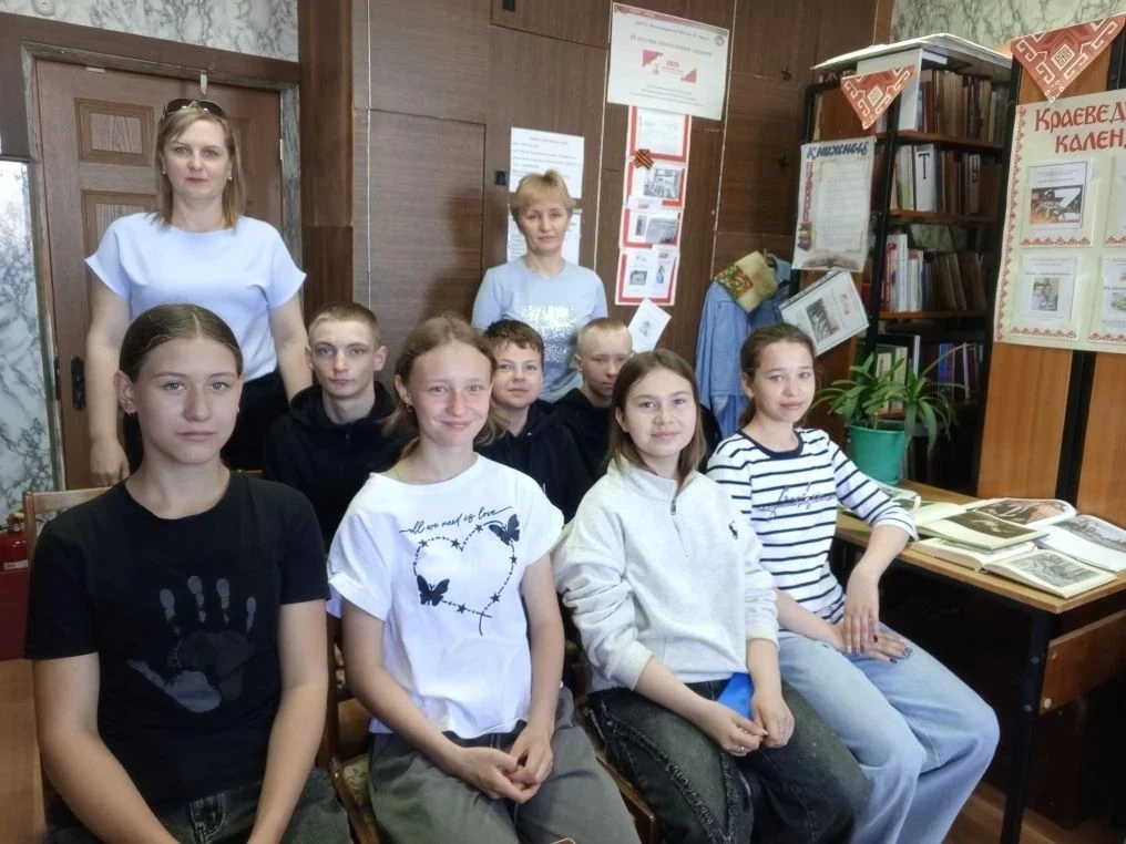 ✅3 июня сотрудники сектора искусства и краеведения центральной районной библиотеки имен...