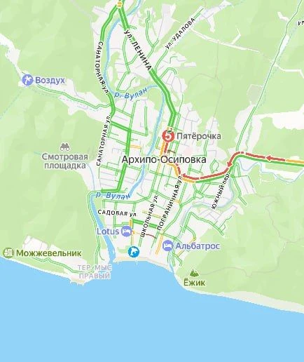 Пробка на М4 в Архипо-Осиповке. В сторону Геленджика.