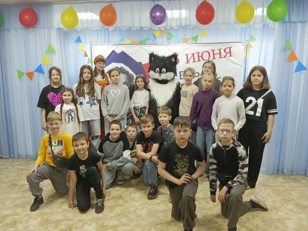 🚀 Насыщенная пятница: безопасность, творчество и сила слова!

Вот и пролетела первая летняя неделя,