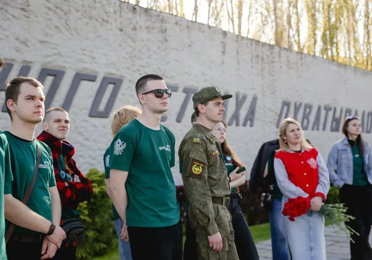 Автопробег памяти: волонтёрская миссия студентов РТУ МИРЭА в Волгограде продолжается.   🚀Студенты фи