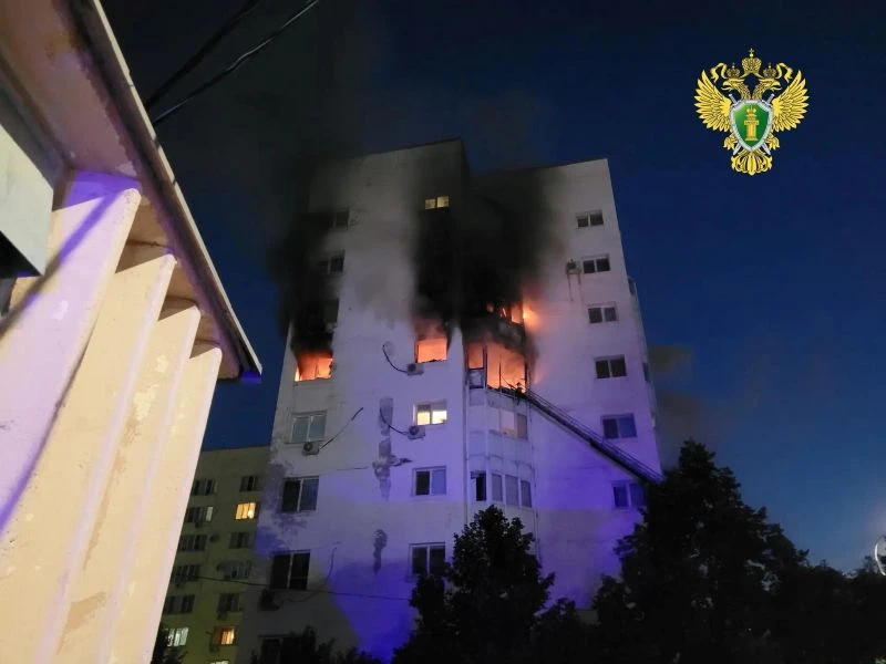 В Самаре во время пожара погиб человек 

Вечером 28 июля в Железнодорожном районе Самары произошёл п
