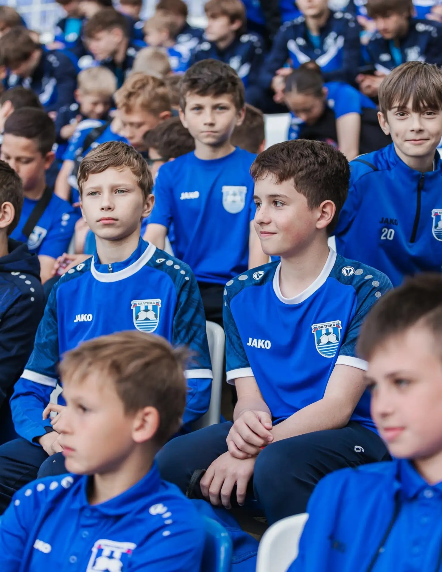🏟 Академия ФК «Балтика» проводит набор юных футболистов 2020-2021 г.р.

Тренировки проходят по поне