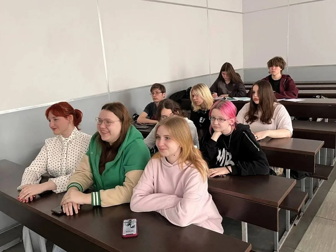 🌄 Путешествие в прошлое: студенты узнали о горном парке «Рускеала»

Студенты Колледжа РОСБИОТЕХ пос