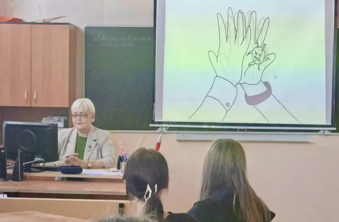 15.07.2026 г в летнем оздоровительном пришкольном лагере на базе МБОУ СОШ № 4 прошла встреча с врачо