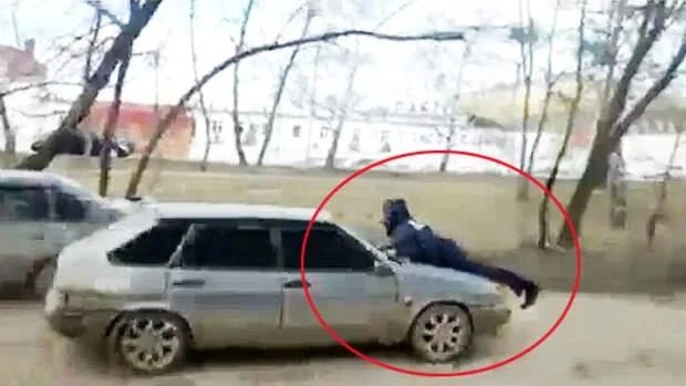 Альметьевец отправился в колонию на 4 года за наезд на полицейского в феврале 2026 года.