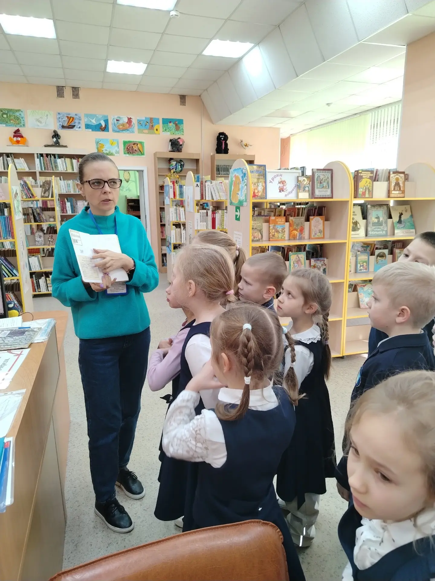 🌟 Ребята из 1 "Л" класса недавно попрощались с Азбукой и уже готовы отправиться в большое путешестви