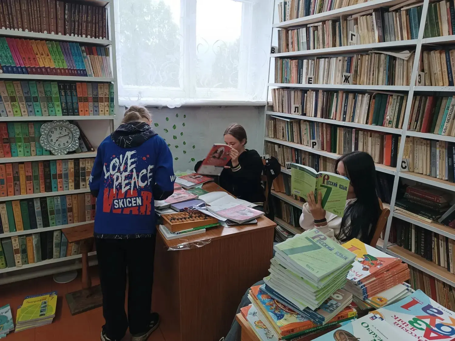 Сегодня завершился период работы летнего пришкольного лагеря, и это означает, что время...