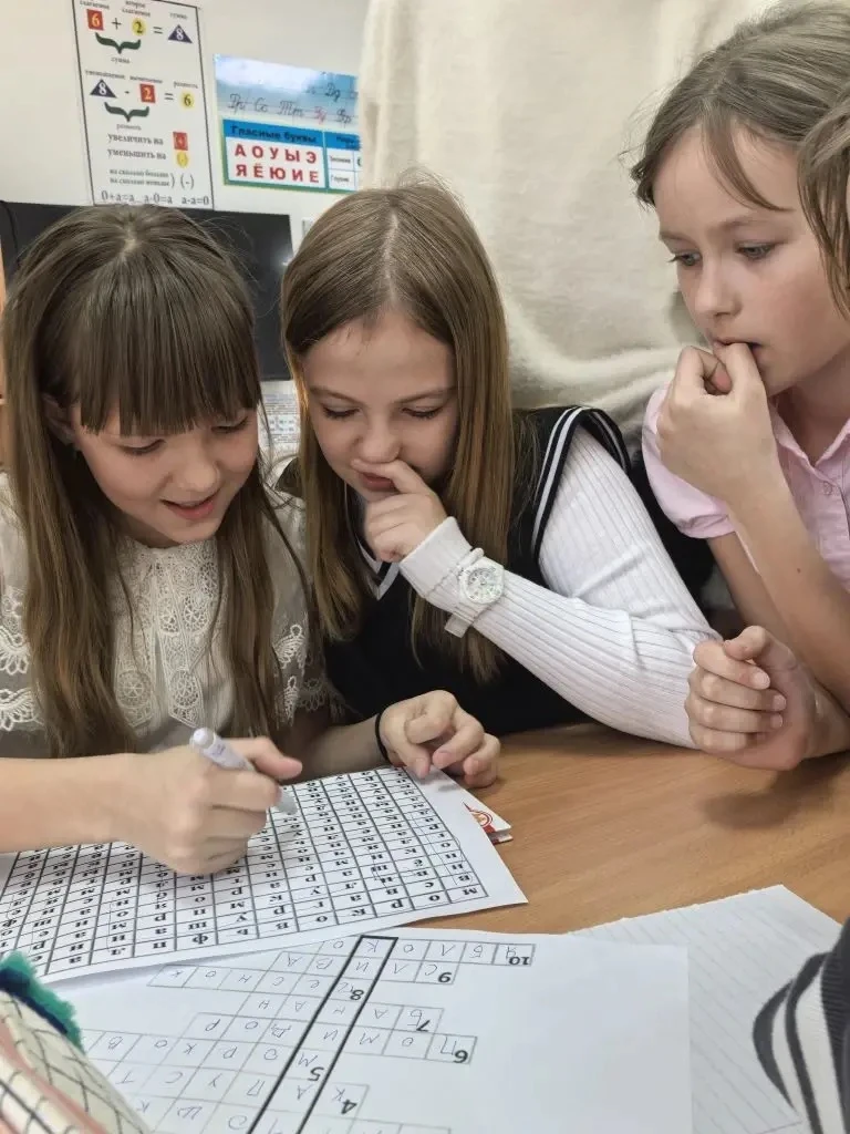 В 4 "А" классе прошла интеллектуальная игра "Знатоки здорового питания"! 🍎🥦🥕   Сегодня в нашем 4 "А"
