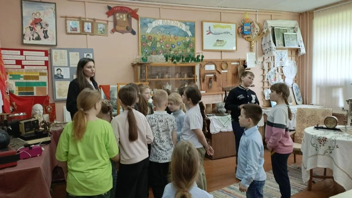 Волшебное путешествие в мир истории! ✨    18 мая, в День музея, самые юные гости — ученики 1–3 класс