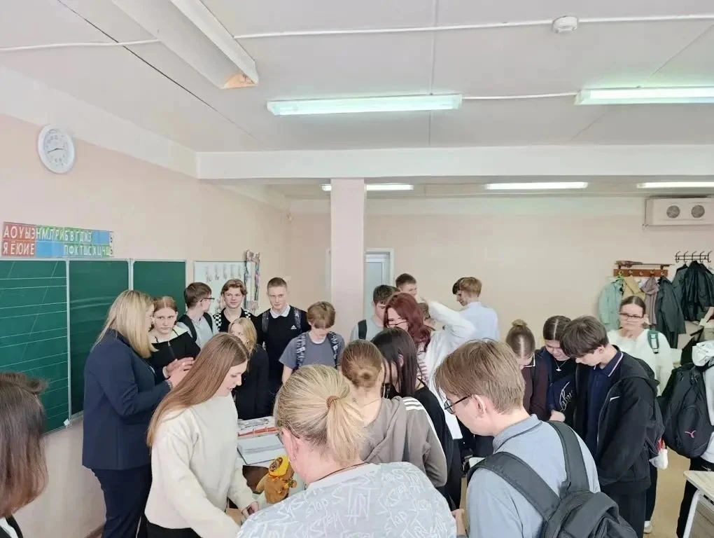 16 апреля на базе нашей школы была проведена ознакомительная экскурсия для студентов  Губернского ко