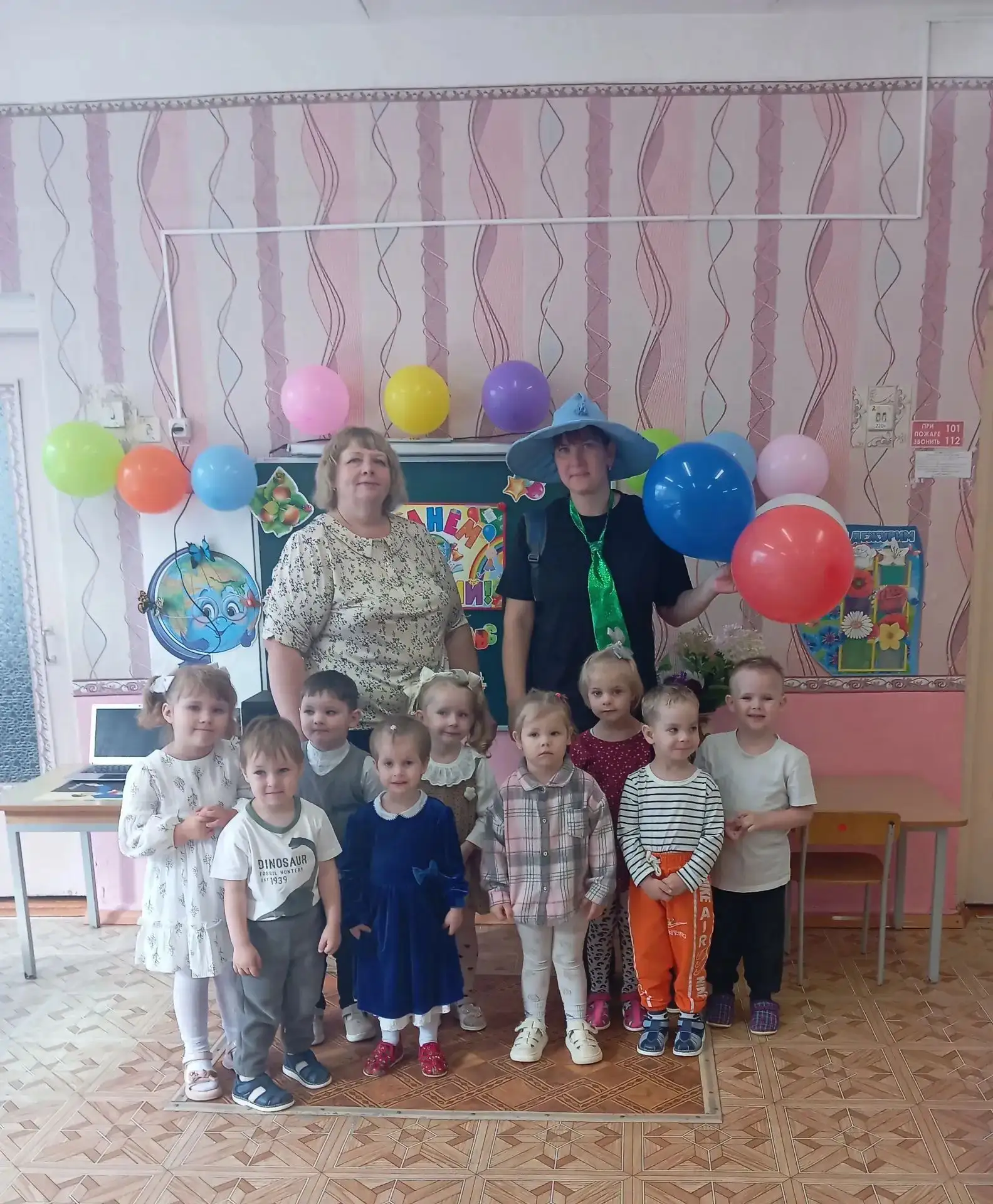 Сегодня во второй младшей "Б" группе было по-настоящему шумно и весело! Здесь   отметил...