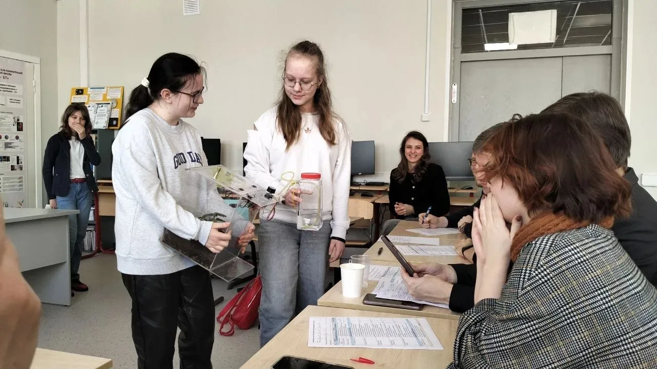 🚀 Наши ПРОинженерные — на орбите науки!   🌍 Наши ребята из ПРОинженерных классов не сидят на месте! 