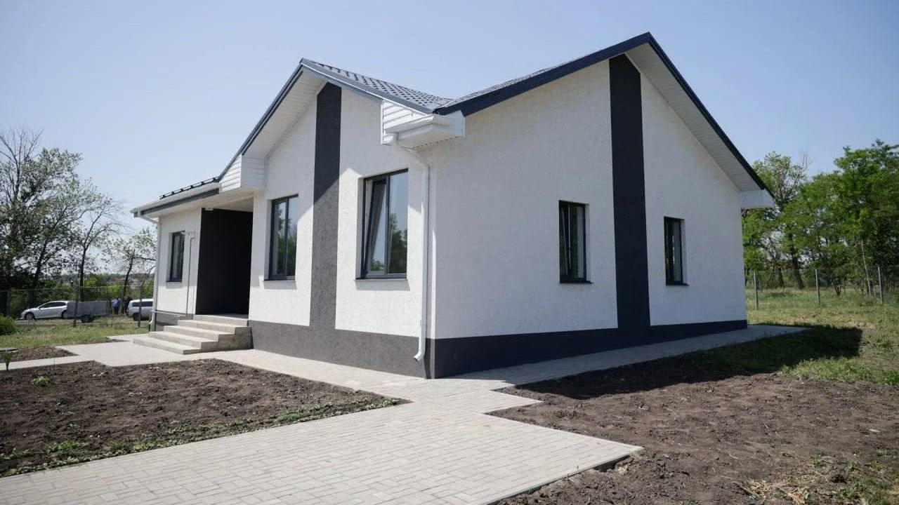 🏘 До 1 ноября жильё получат 456 льготных семей из Белгородской области. 

Финансирование в размере 
