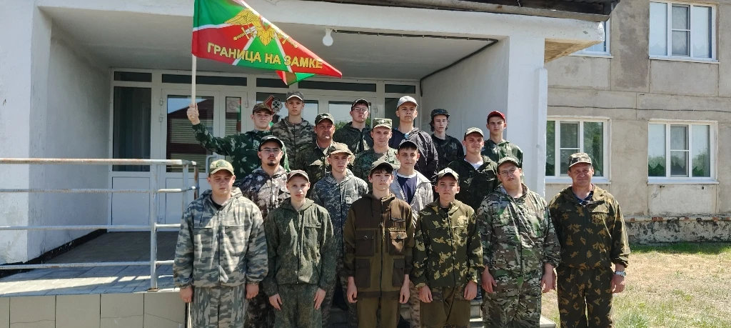 «Тактическая подготовка сохраняет жизнь»: встреча с профессионалами на военных сборах �...
