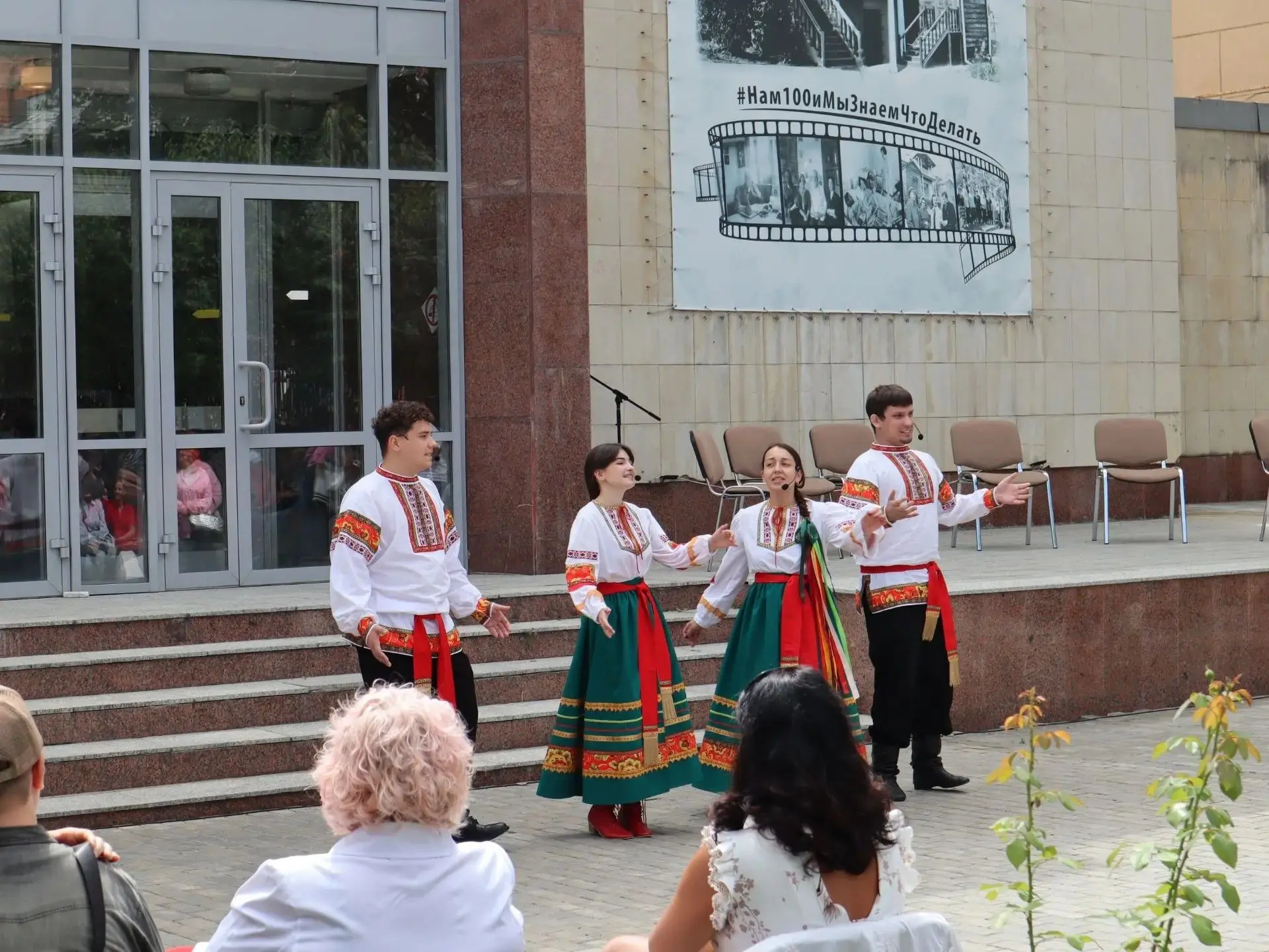 Городской фестиваль народной культуры «Усадьба Фест» вновь объединил поколения