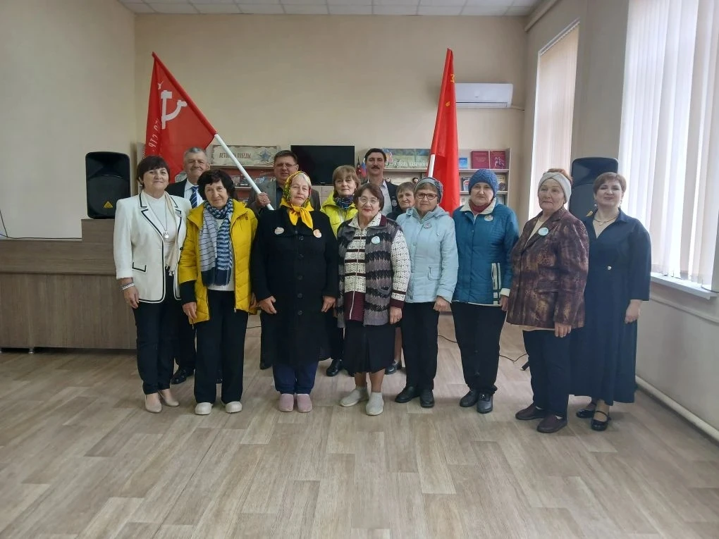 Концертная программа:"Лейся песня на просторе".