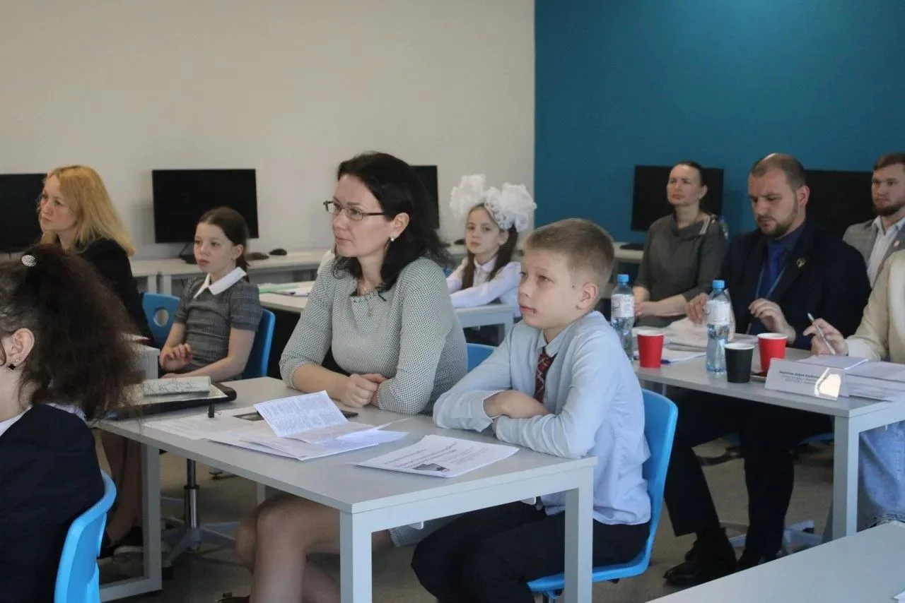 Продолжаем рассказывать о процессе наставничества в проекте «Лига учителей-наставников» ✨  ⚡️Сегодня