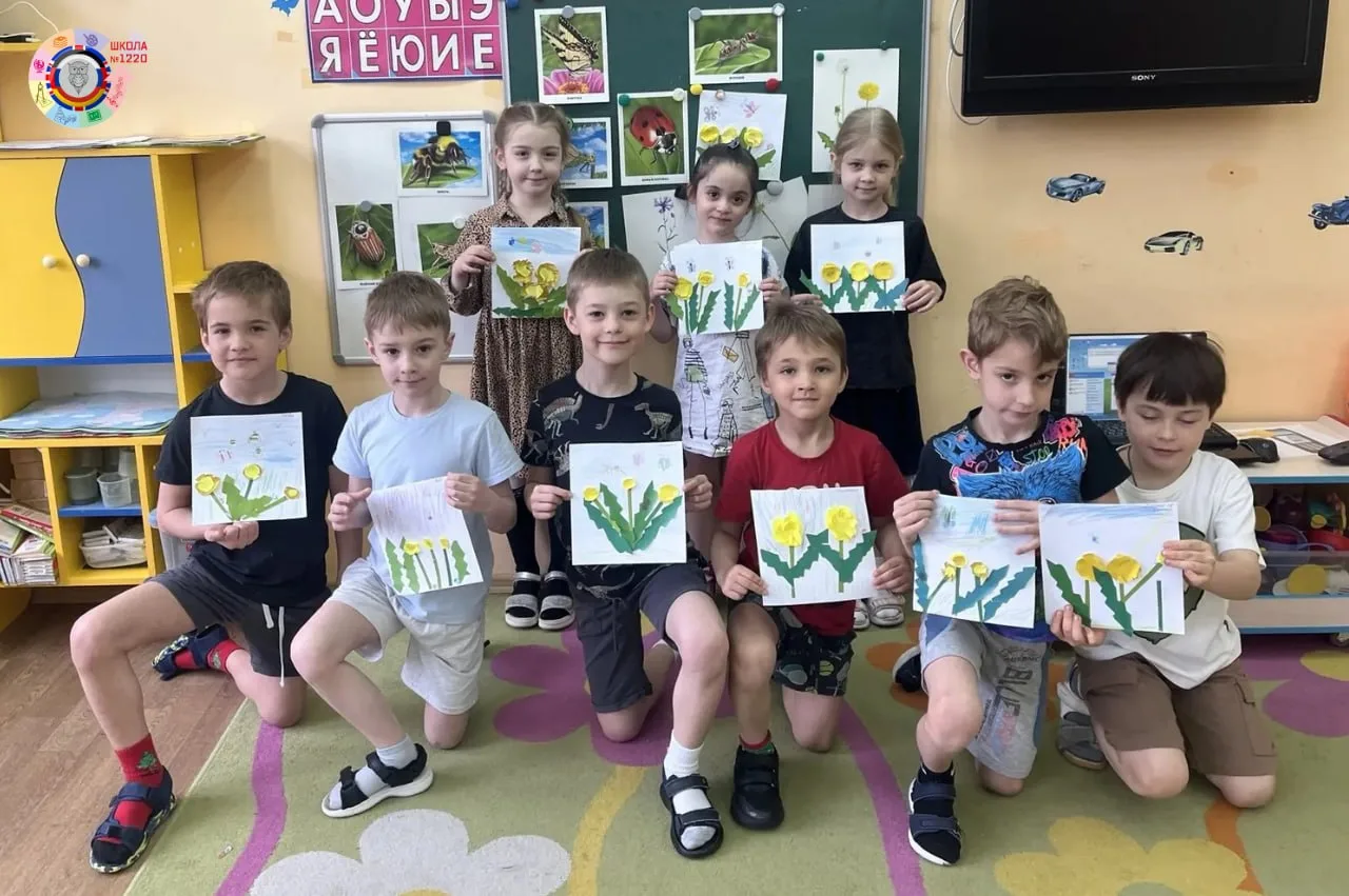 Удивительно, но факт!  🌼 Ежегодно 13 мая отмечается Всемирный день одуванчика! Этот цветок приносит 