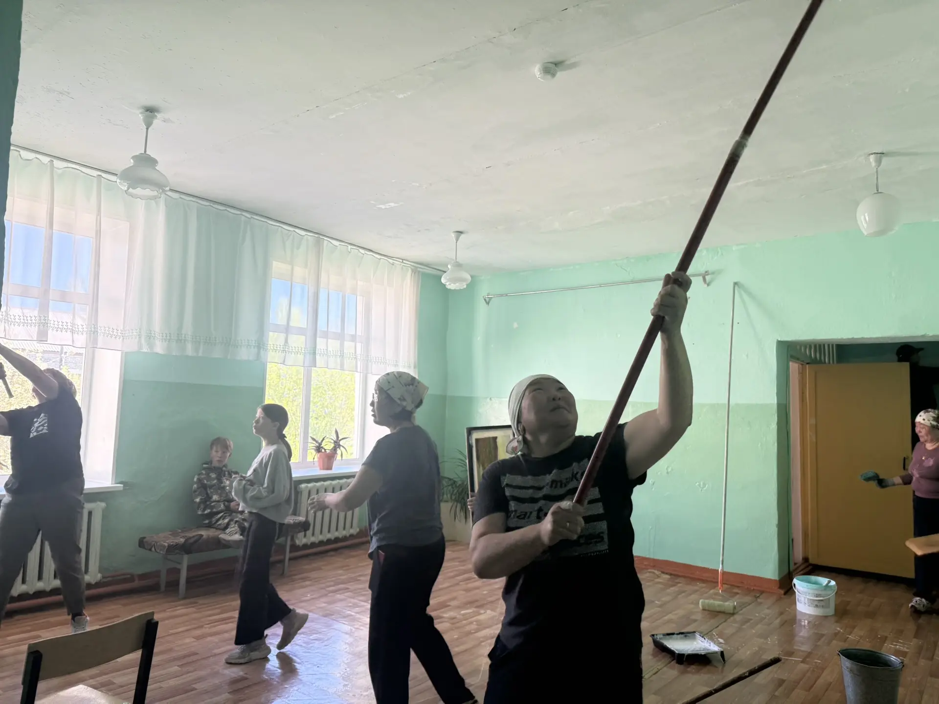 👉В нашей школе начались долгожданные работы по обновлению.