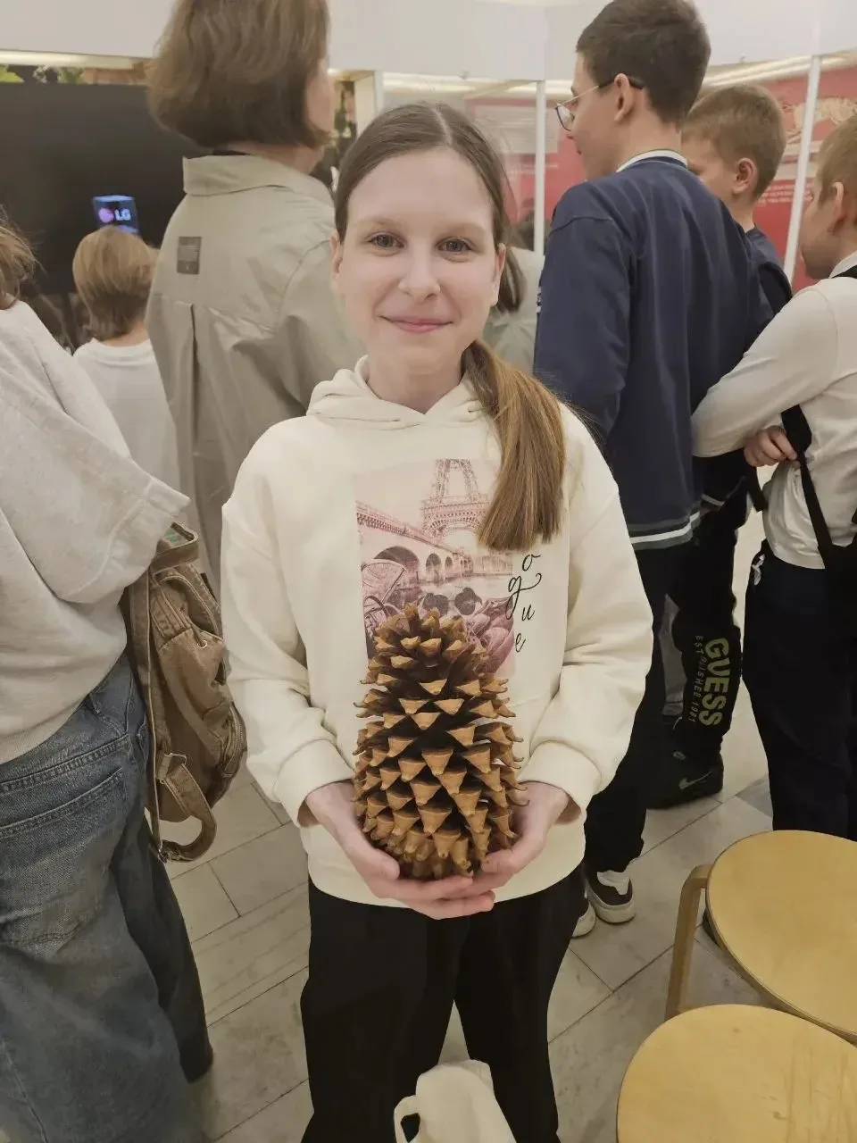 В мире удивительных растений 🌿  🪴 Вчера ученики 5 классов «ВН» вместе со своими классными руководите