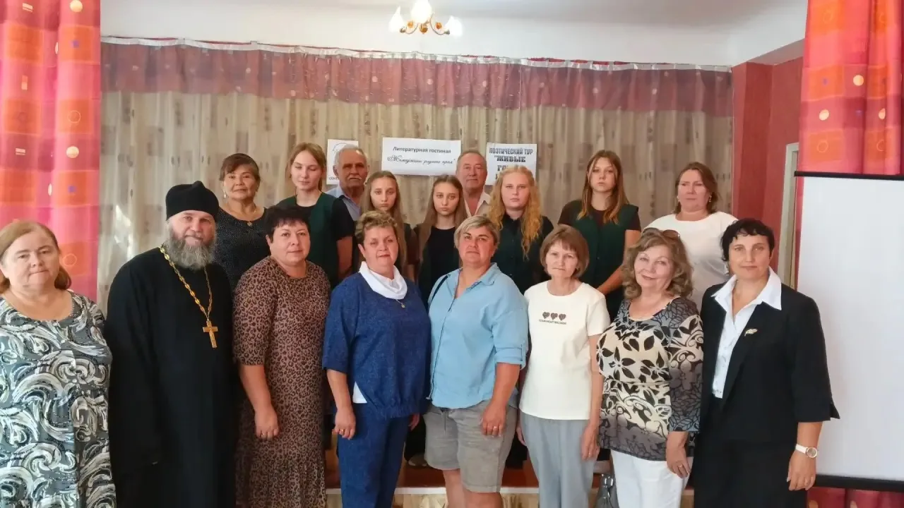 В Березовской школе состоялась литературная гостиная «Жемчужины родного края» в рамках ...