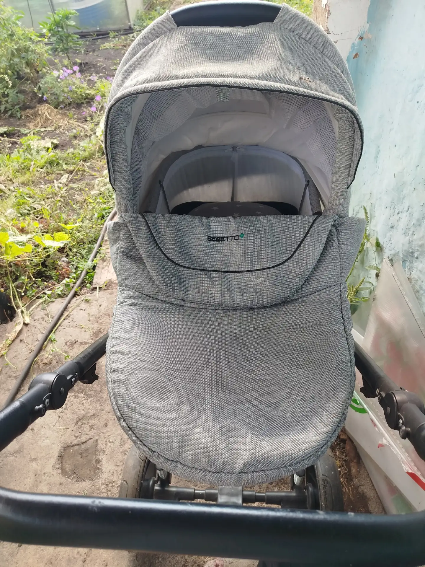 Продам коляску 3 в 1 фирмы Bebetto